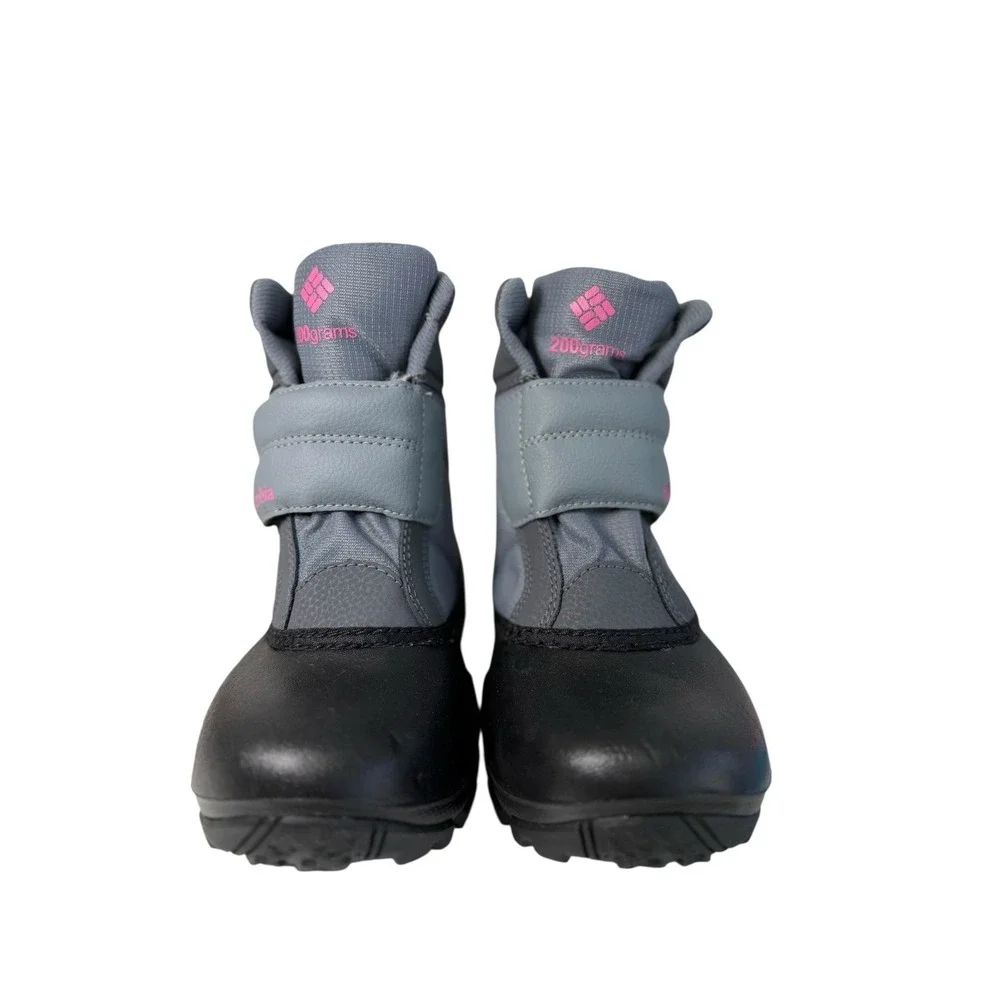 Columbia Rope Tow Kruser children's snow boots gray with pink accents. Size 1Y‎
